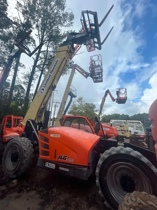 2020 JLG 1055 Forklift