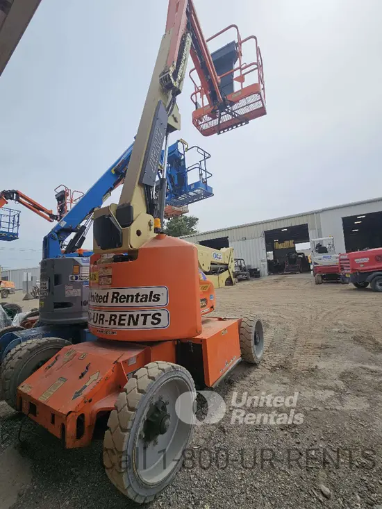 2018 JLG E450AJ Articulating Boom Lift