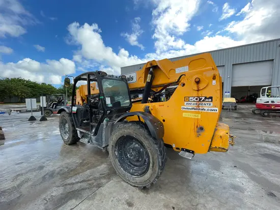 2021 JCB 507-42 Forklift