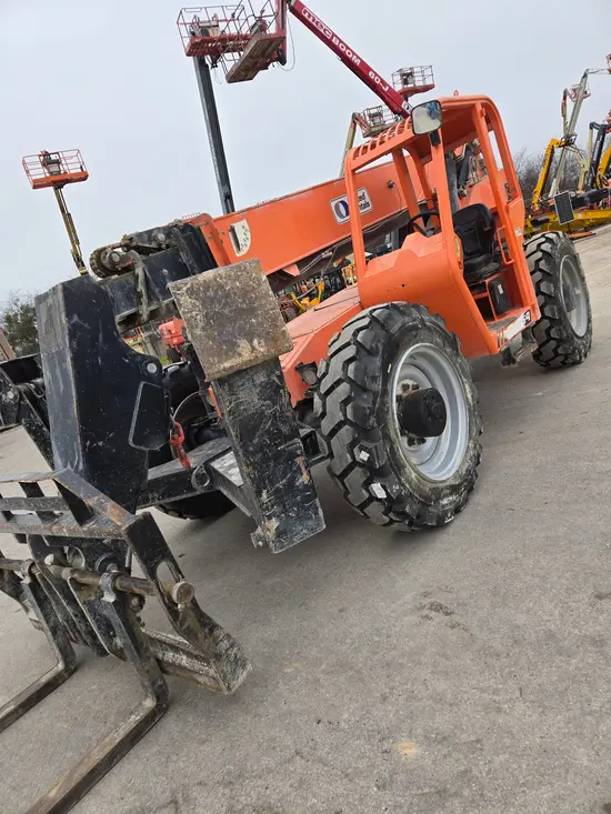 2017 SKYTRAK 10054 Forklift