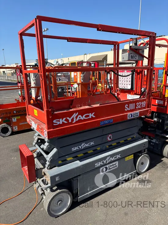 2018 Skyjack SJIII3219 Scissor Lift