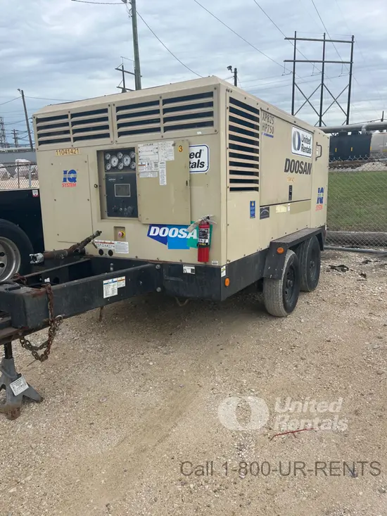 2020 Doosan XP825/HP750WCU Air Compressor