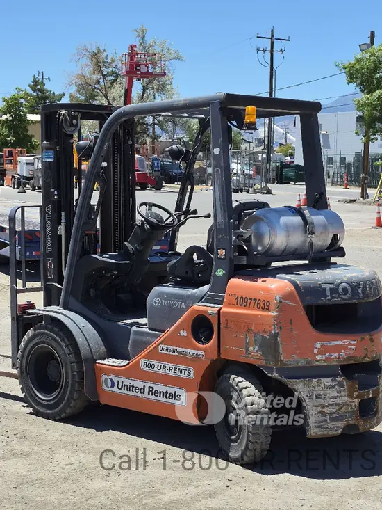 2019 Toyota 8FGU25 Warehouse Forklift