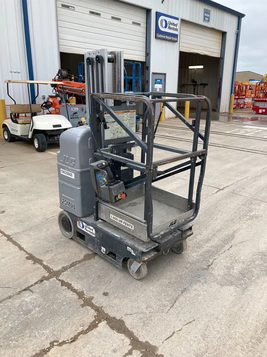 2017 JLG 20MVL Self-Propelled One-Person Lift
