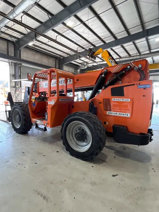 2018 SKYTRAK 10054 Forklift