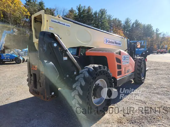 2017 JLG 1055 Forklift