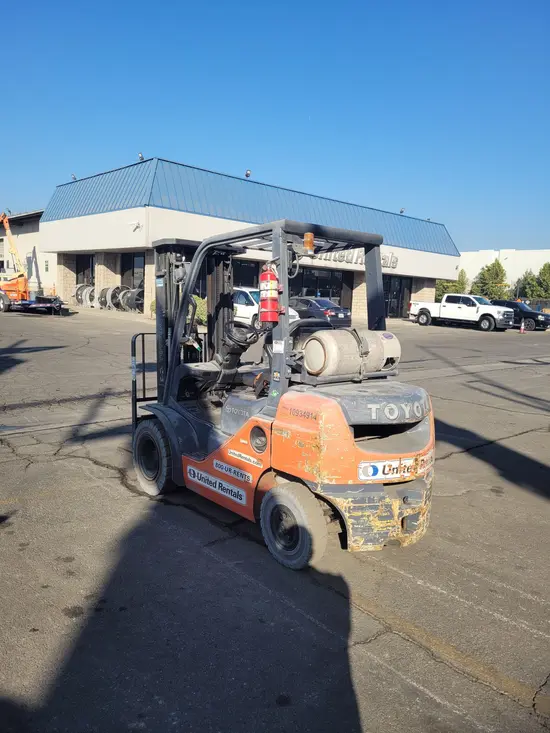 2019 Toyota 8FGU25 Warehouse Forklift