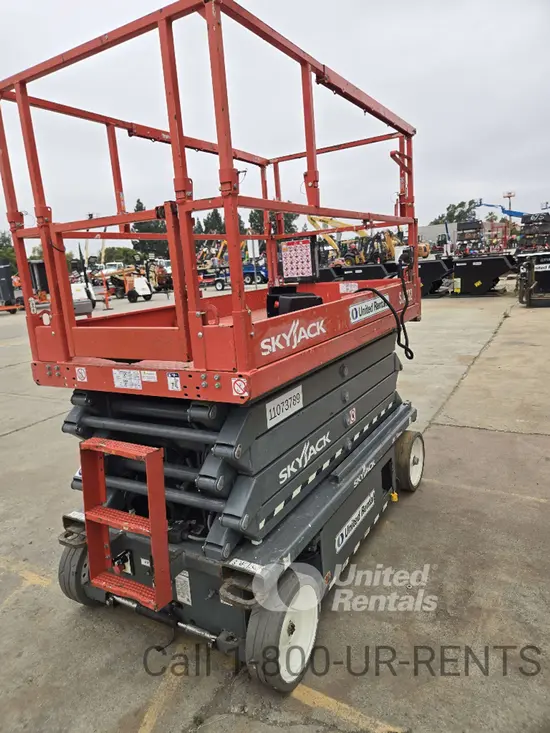 2020 Skyjack SJ4732 Scissor Lift