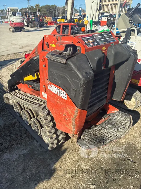 2021 Ditch Witch SK800 Track Loader