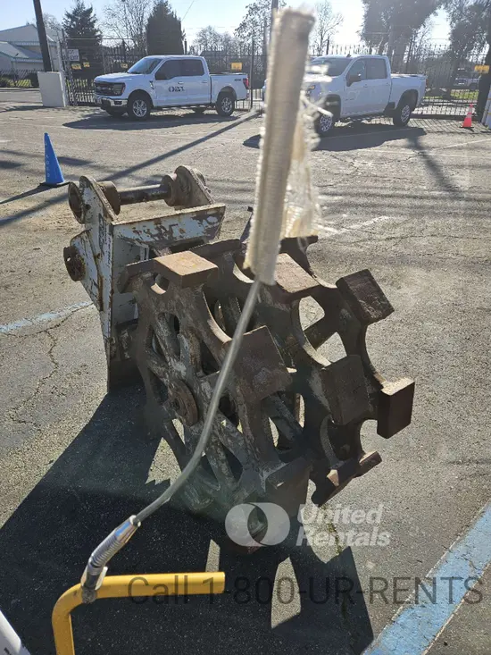 2021 FURUKAWA CW24III Compaction Attachment