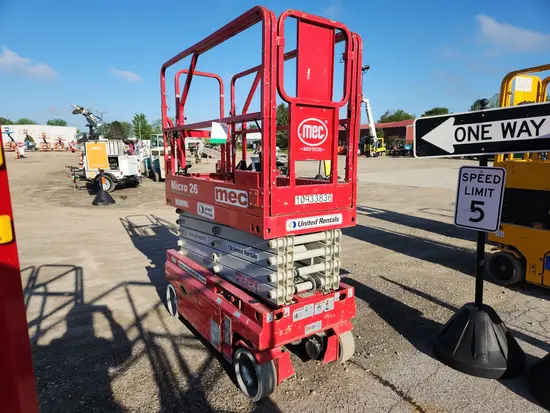 2019 MEC MICRO 26 Scissor Lift