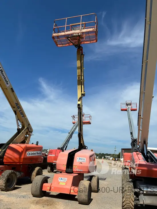 2017 JLG 400S Boom Lift