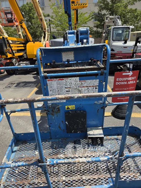 2016 Genie Z-45/25J IC Articulating Boom Lift