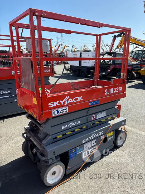 2018 Skyjack SJIII3219 Scissor Lift