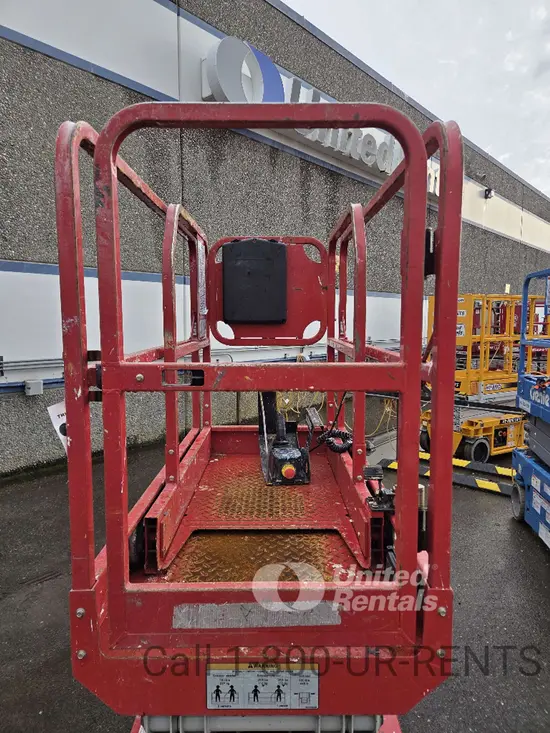2019 MEC MICRO 19 Scissor Lift