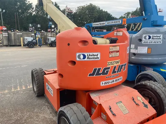 2017 JLG E450AJ Articulating Boom Lift