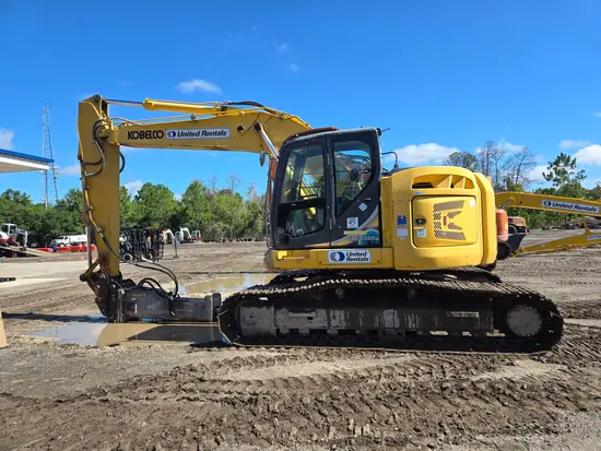 2020 Kobelco SK230SR-5 Excavator