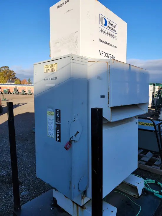 2013 YASKAWA E7BRB240P3T4 Pump