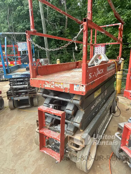 2018 Skyjack SJIII3226 Scissor Lift
