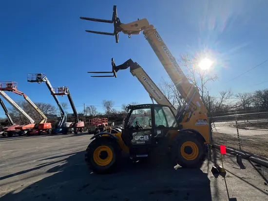 2019 JCB 509-42 Forklift