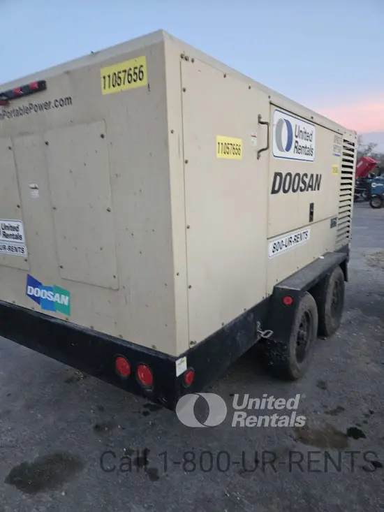 2020 Doosan XP825/HP750WCU Air Compressor