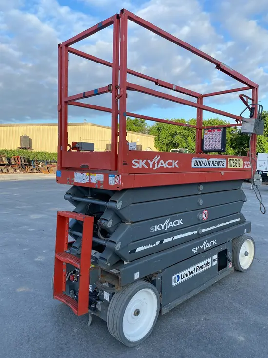 2018 Skyjack SJIII3226 Scissor Lift