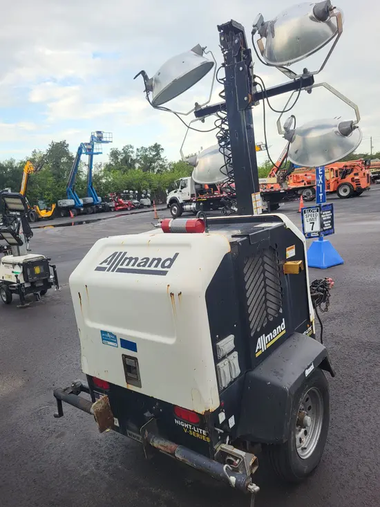 2018 Allmand NIGHT LIGHT V Portable Light Tower