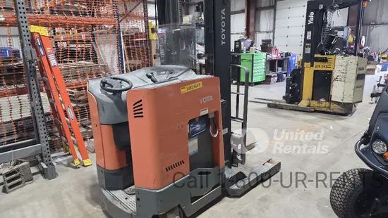 2018 Toyota 9BRU23 Warehouse Forklift