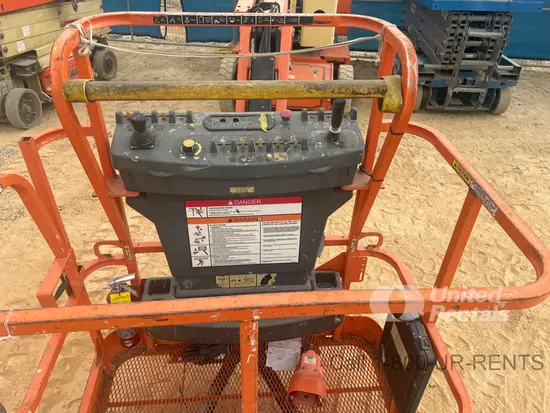 2018 JLG E400AJPN Articulating Boom Lift