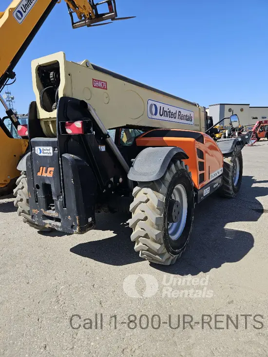 2019 JLG 1055 Forklift