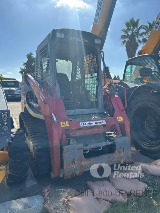 2019 Takeuchi TL8CW Track Loader