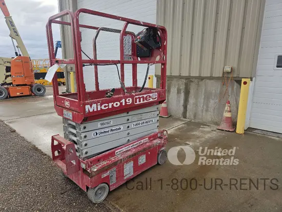 2018 MEC MICRO 19 Scissor Lift