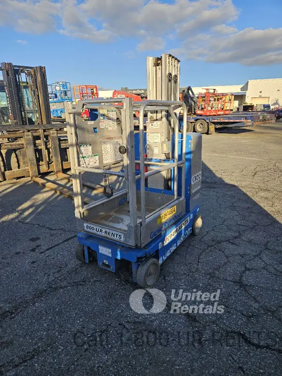 2019 Genie GR-20 Self-Propelled One-Person Lift