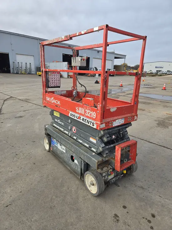 2018 Skyjack SJIII3219 Scissor Lift