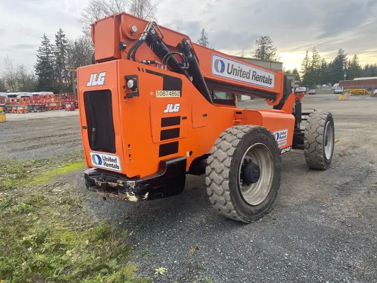 2018 SKYTRAK 8042 Forklift