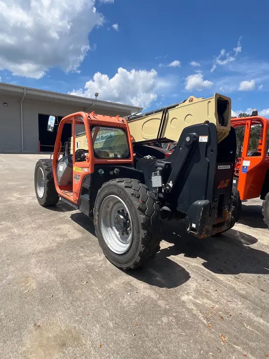 2018 JLG 742 Forklift