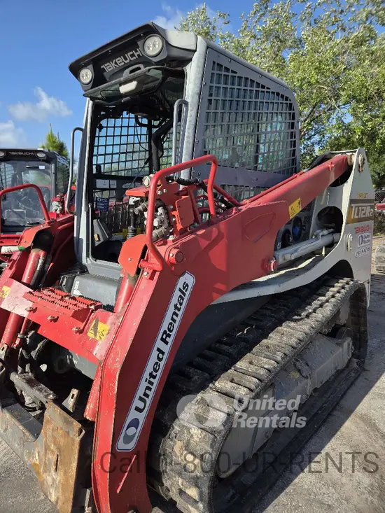 2022 Takeuchi TL12R2-CR Track Loader