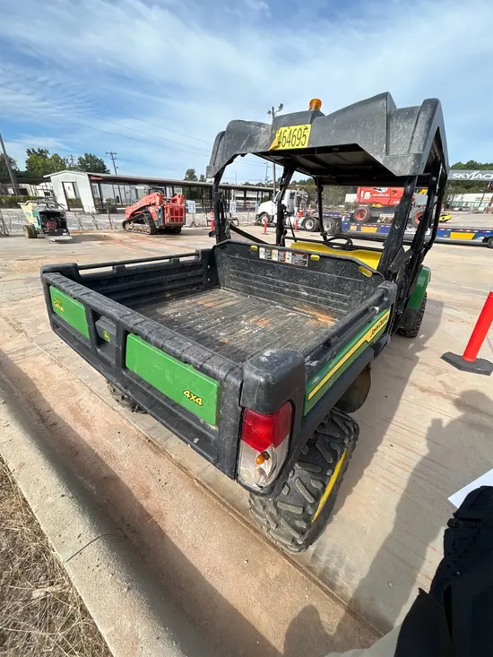 2022 John Deere XUV855M S4 Utility Vehicle