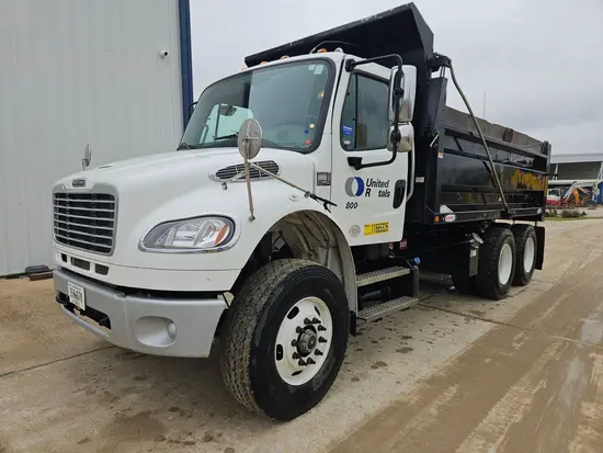 2023 Freightliner M2 106 DUMP Truck