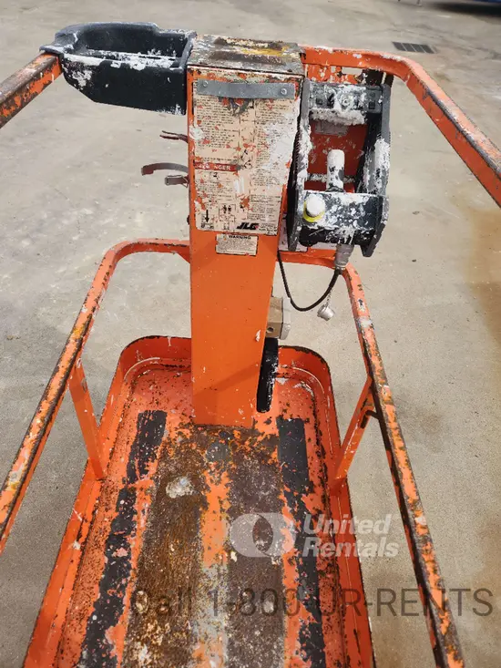 2019 JLG 1230ES Self-Propelled One-Person Lift
