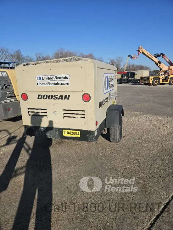 2020 Doosan P425/HP375WCUT4 Air Compressor