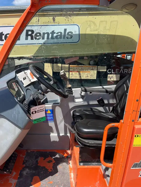 2018 JLG 742 Forklift