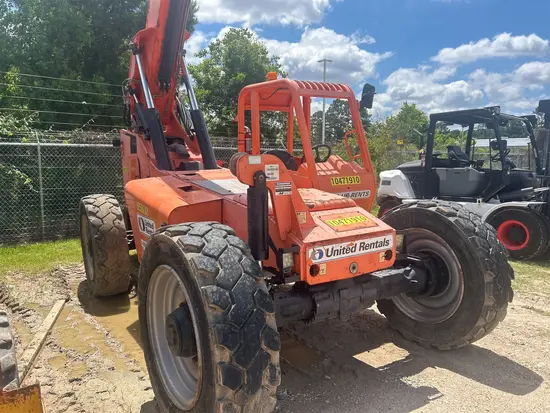 2016 SKYTRAK 8042 Forklift