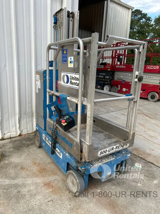2018 Genie GR-20 Self-Propelled One-Person Lift