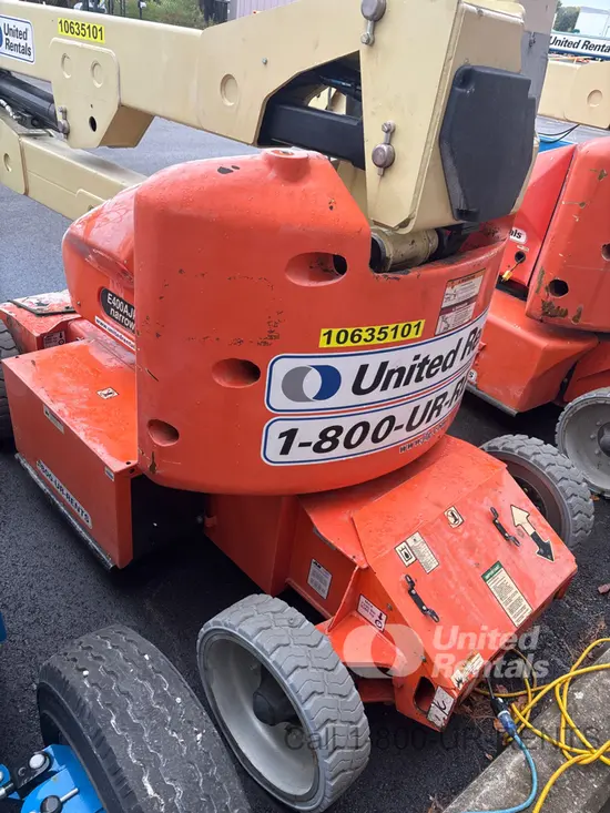 2017 JLG E400AJPN Articulating Boom Lift