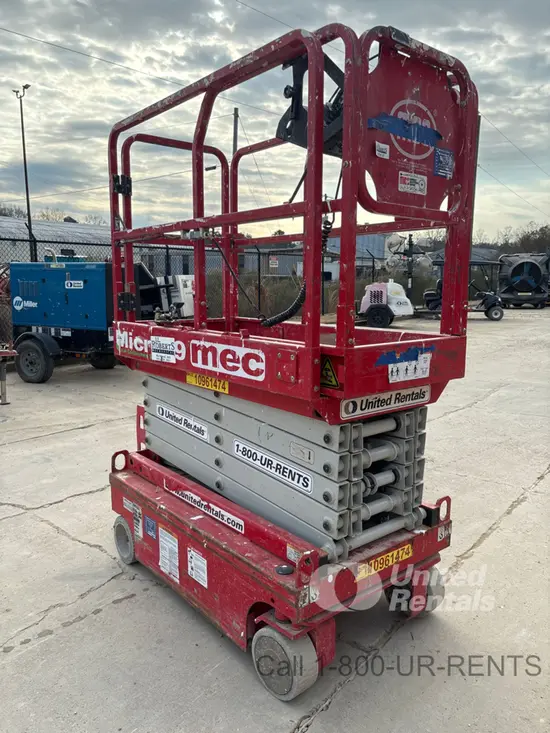 2019 MEC MICRO 19 Scissor Lift