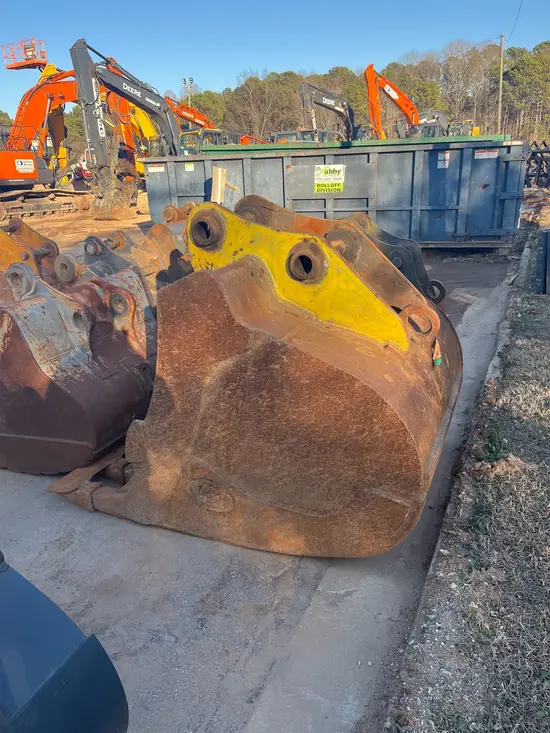 2018 STRICKLAND BT-40060 Bucket Attachment