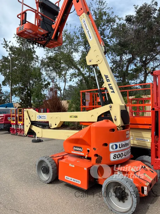 2018 JLG E450AJ Articulating Boom Lift