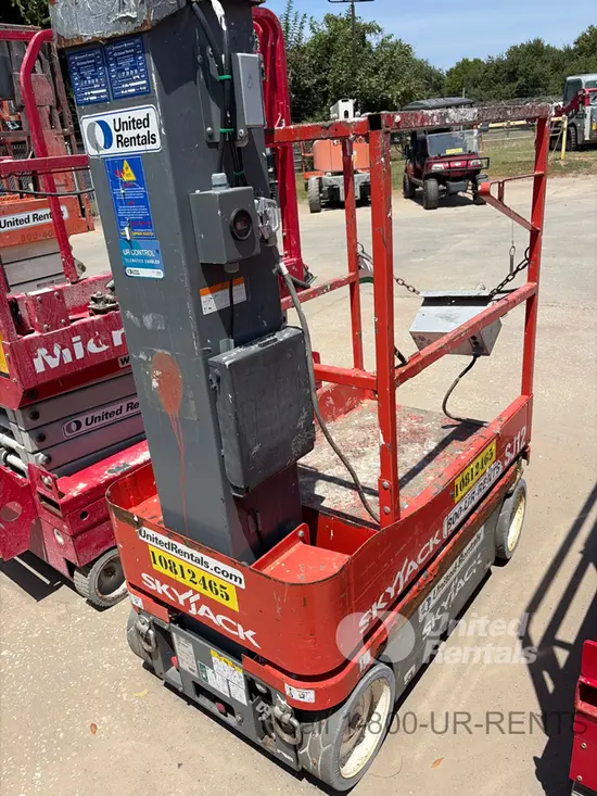 2018 Skyjack SJ12 Self-Propelled One-Person Lift
