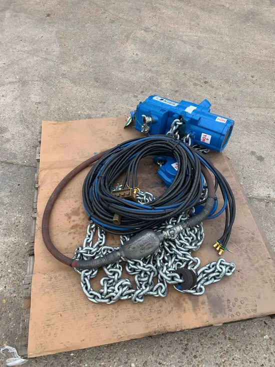 2013 JD NEUHAUS PROFI 3T/6T Hoist